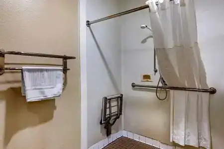 Comfort Inn Near Old Town Pasadena In Eagle Rock Ca - 32