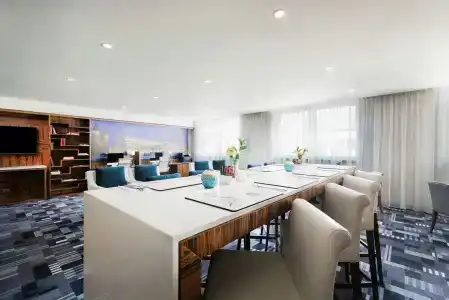 DoubleTree by Hilton Krakow & Convention Center - 37