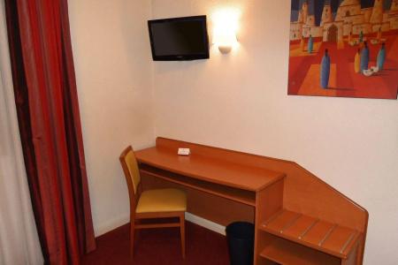 Comfort Cecil Metz Gare - 11