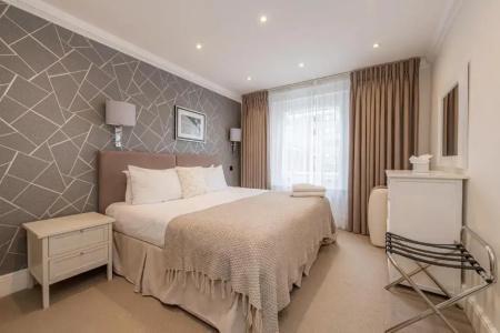 Queensgate Court - 262
