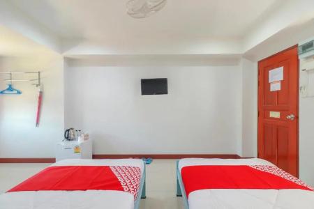Vaccinated Staff - Oyo 799 Pudsadee - 20