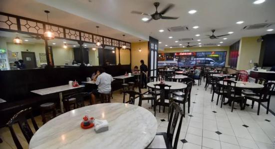 Pantai Inn - 37