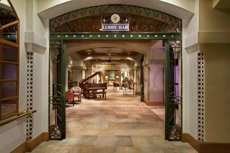 Hilton Palacio del Rio - 16