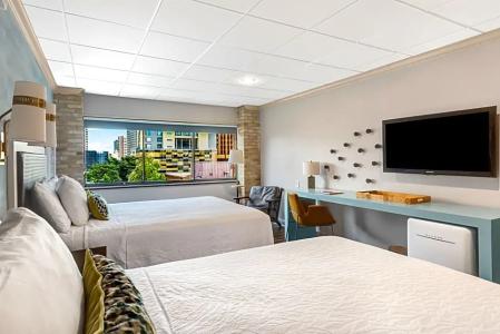 Riverwalk Plaza - 62