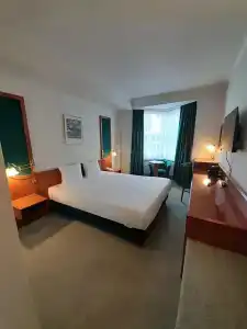 Le Dome - 36