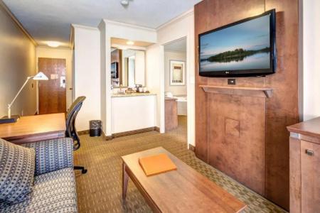 Best Western Plus Guildwood Inn - 54