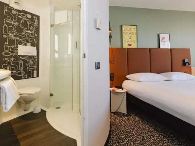 ibis Rennes Centre Gare Sud - 64