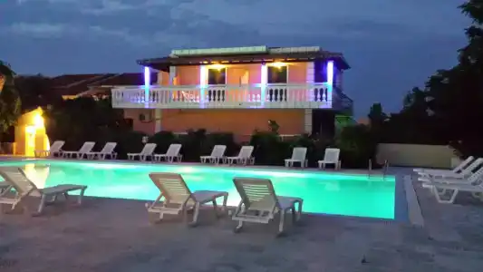 Nikolas Club - 7