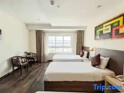 Quoc Cuong Center - 40