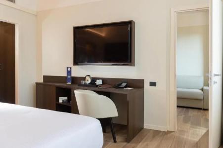 DoubleTree by Hilton Brescia - 58
