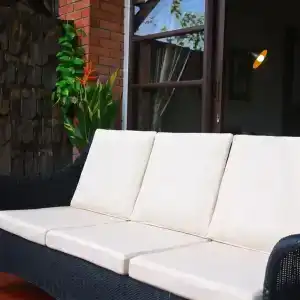 Issara Boutique Winery - 10
