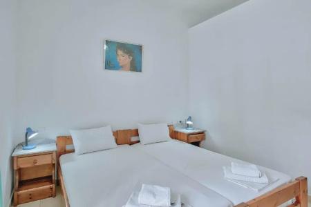 Pavlos Place - 120