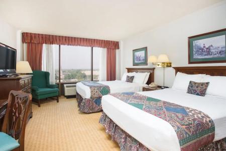 Ramada by Wyndham Downtown & Conference Center - 28