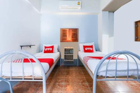 Oyo 554 Old Town Boutique Hostel - 18