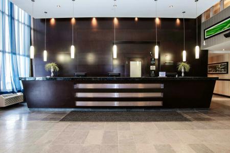 Sandman & Suites West - 15