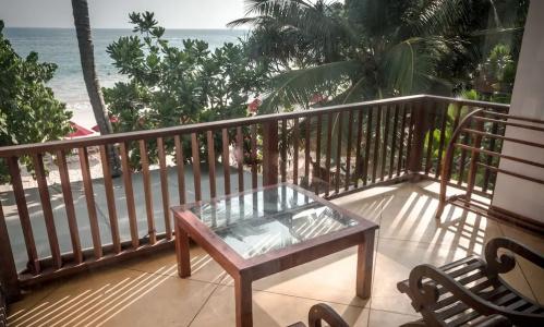 Central Beach Inn - 140