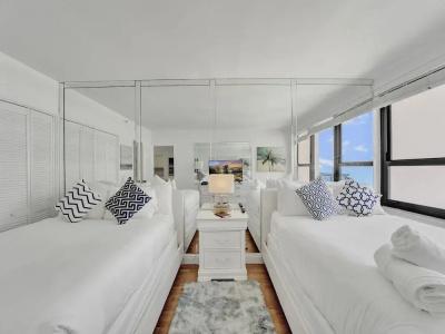 The Alexander All Suites - 244