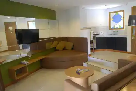 Putri Duyung Ancol - 1