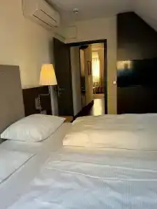 Nh Frankfurt Villa - 43