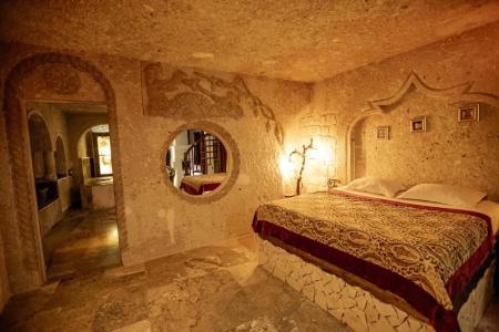Oread Cave Suites - 153