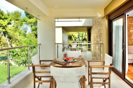Polyastron Villas & Suites - 53