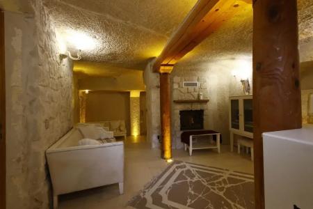 Anatelein Boutique Cave - 140