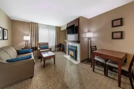 Comfort Inn & Suites Beach - 47