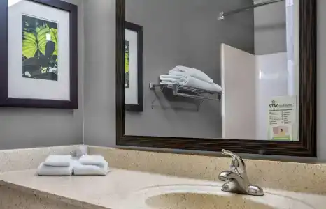 Extended Stay America Suites - - Airport - 9
