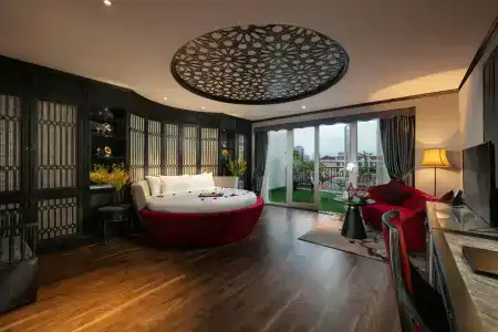Shining Central & Spa - 58