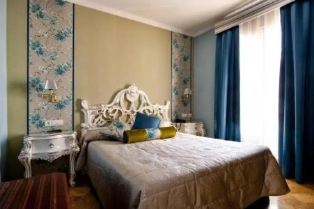 Adriano Boutique Sevilla - 40