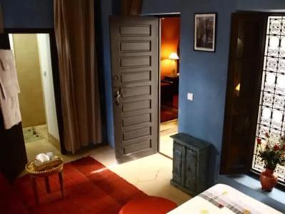 Riad Swaka - 51