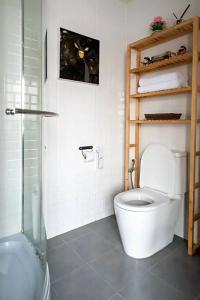 Chala Number 2 Art and Gallery - 45