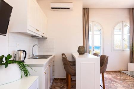 Pinelopi Beach Suites - 47