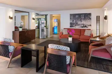 Aqua Palms Waikiki - 2