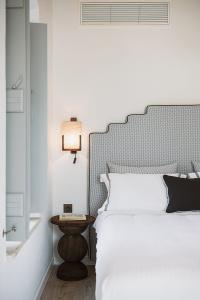 Four Seasons Hydra Luxury Suites - 25