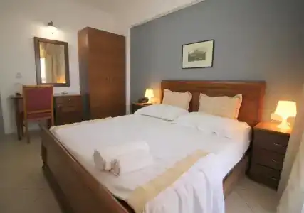 Olympia - 4