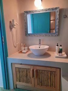 Nissia Beach & Suites - 28