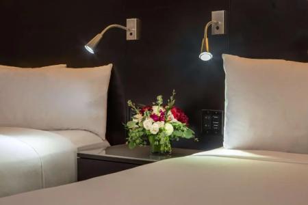 Royal Sonesta Boston - 51