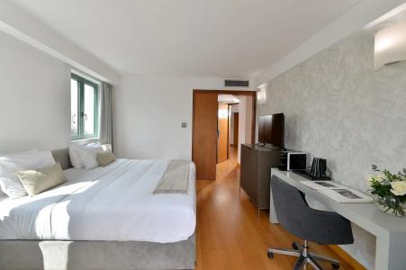 Athenaeum Eridanus Luxury - 75