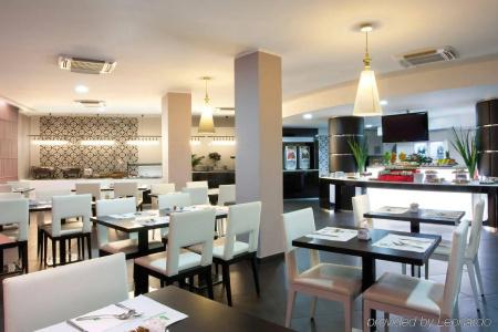 Holiday Inn Genoa City, An Ihg - 12