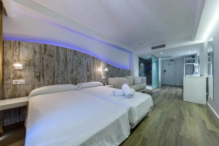 Triton Beach - 38