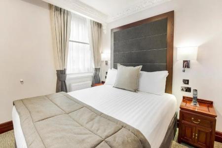 Fitzrovia - 35