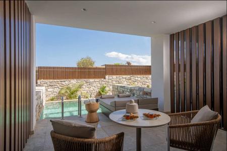 Elea Suites & Residences - 25
