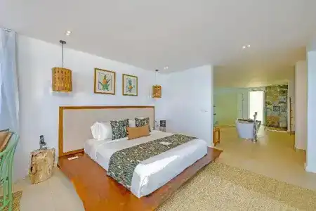 Seasense Boutique & Spa - 103