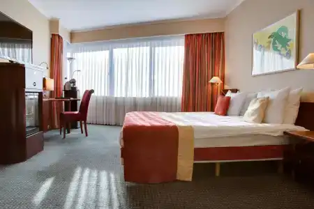 Radisson Blu Amsterdam Airport, Schiphol - 2