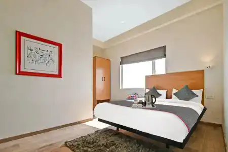 Oyo Townhouse 453 Malviya Nagar - 0