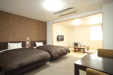 Frame Sapporo - 35