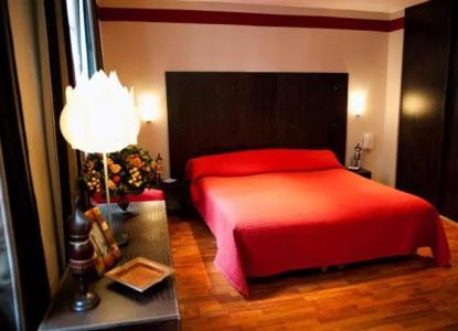 Hôtel Jeanne d'Arc - 46