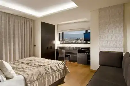 o&b Athens Boutique - 33