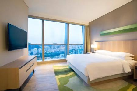 Hyatt Place Sanya City Center - 28